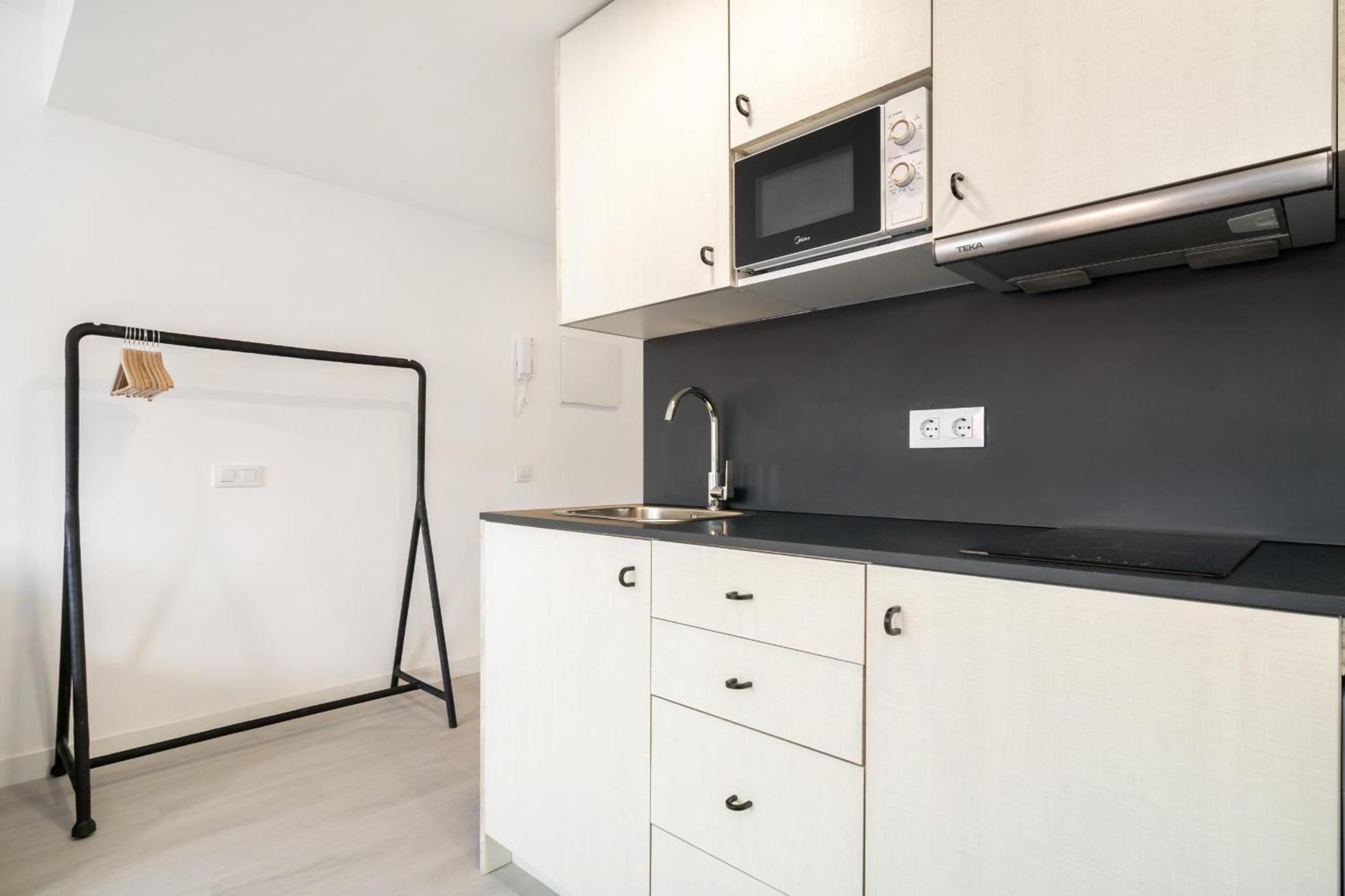 Madriver Apartamentos Reformados Con Parking Gratuito Екстер'єр фото