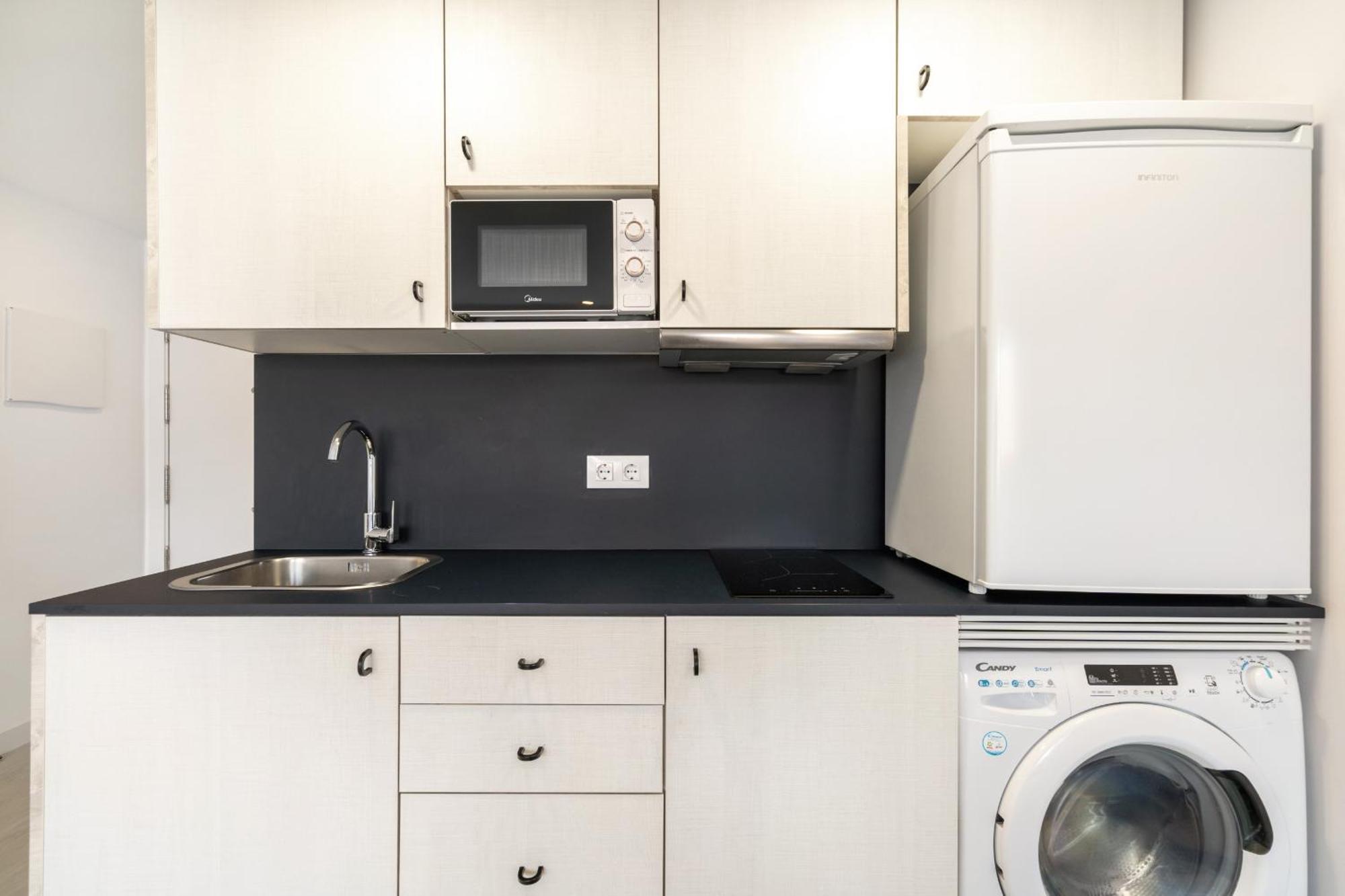 Madriver Apartamentos Reformados Con Parking Gratuito Екстер'єр фото