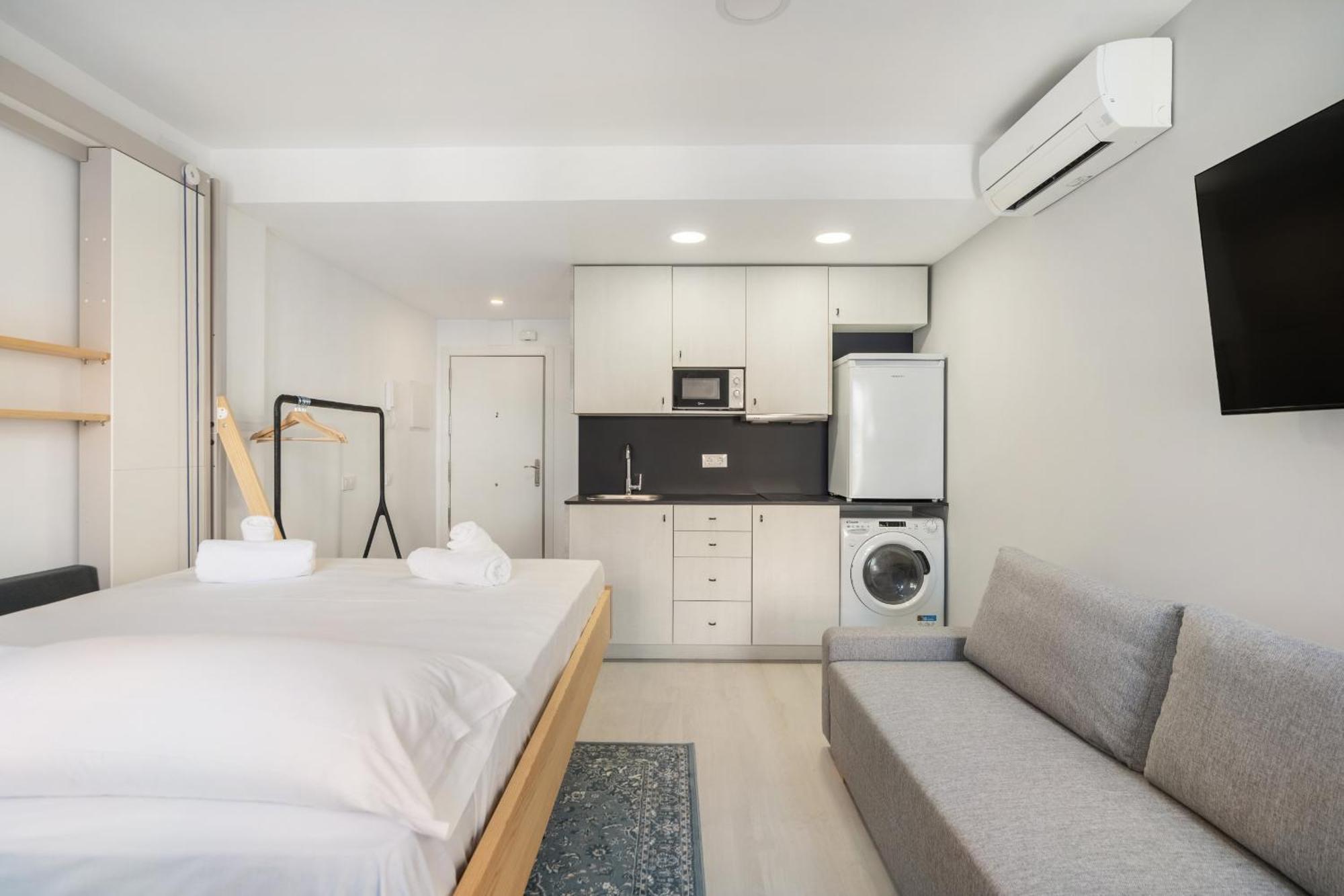 Madriver Apartamentos Reformados Con Parking Gratuito Екстер'єр фото