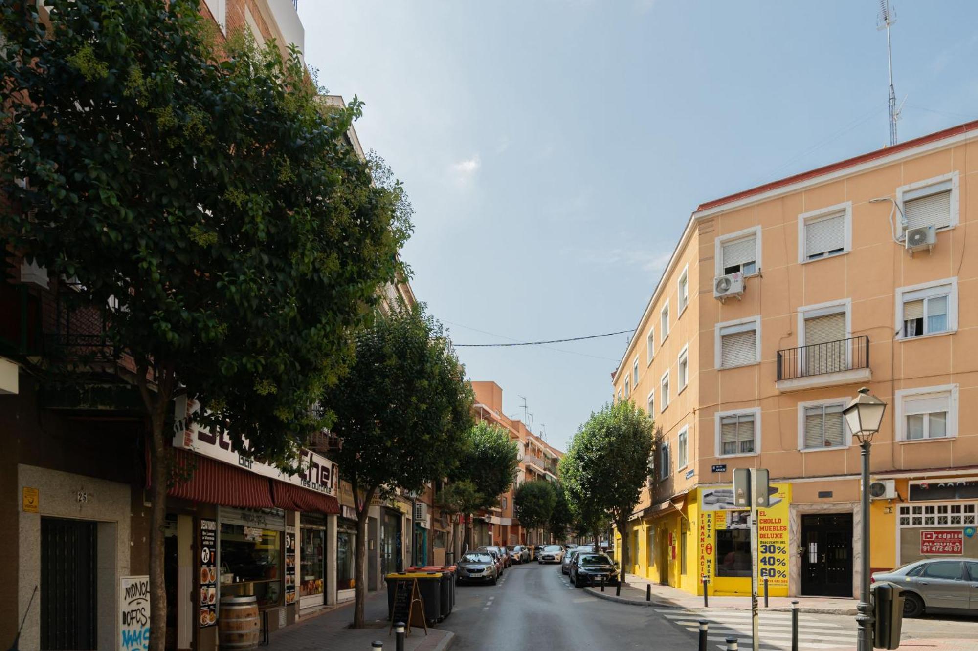 Madriver Apartamentos Reformados Con Parking Gratuito Екстер'єр фото