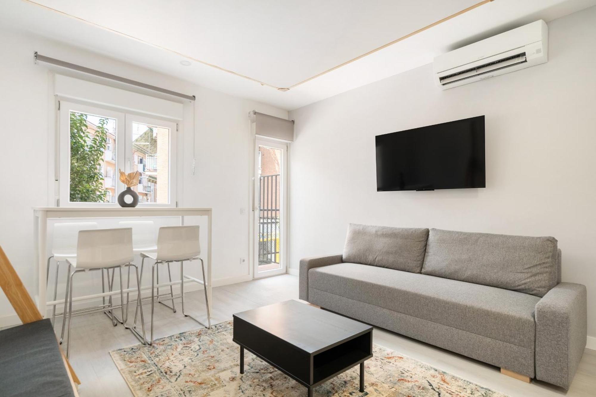 Madriver Apartamentos Reformados Con Parking Gratuito Екстер'єр фото