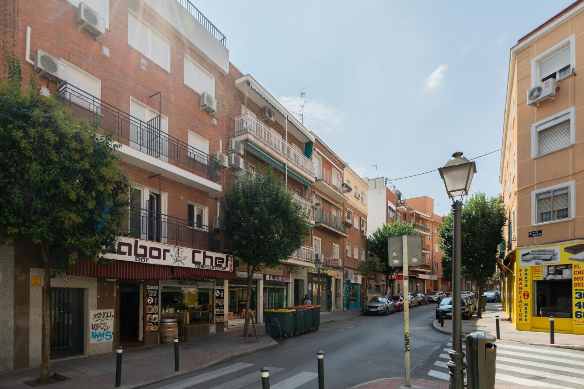 Madriver Apartamentos Reformados Con Parking Gratuito Екстер'єр фото